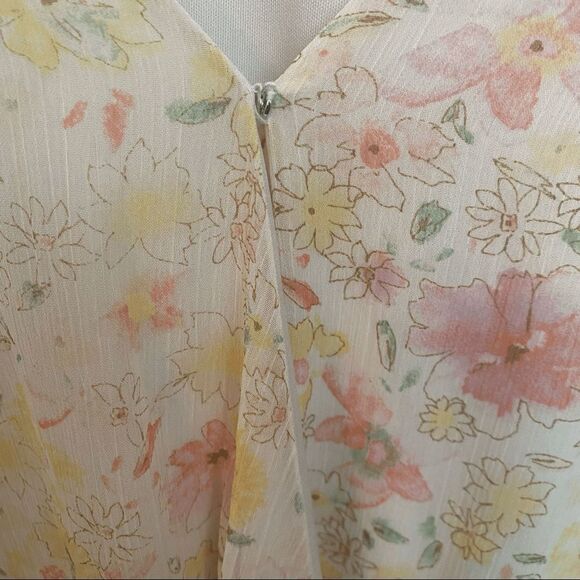 LUSH Floral Bodysuit Womens Medium V-Neck Blouse Top Cottagecore - Picture 3 of 6